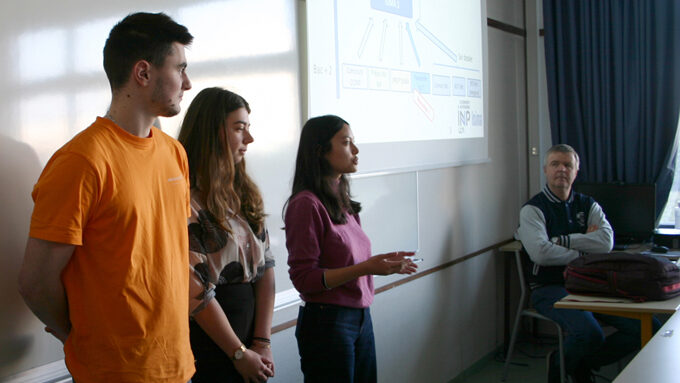 Rencontre riche d’échanges avec les élèves de l’ISIMA : Maxime, Lisa et Eva.
